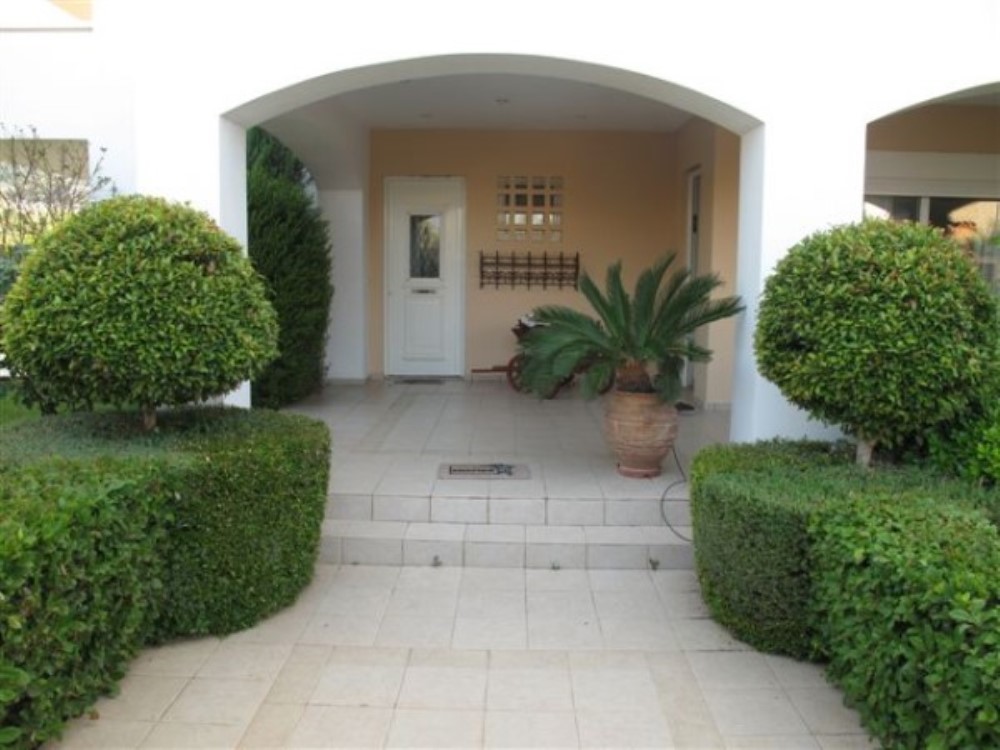 First of three houses in a desirable area of Aegina - Property Aegina